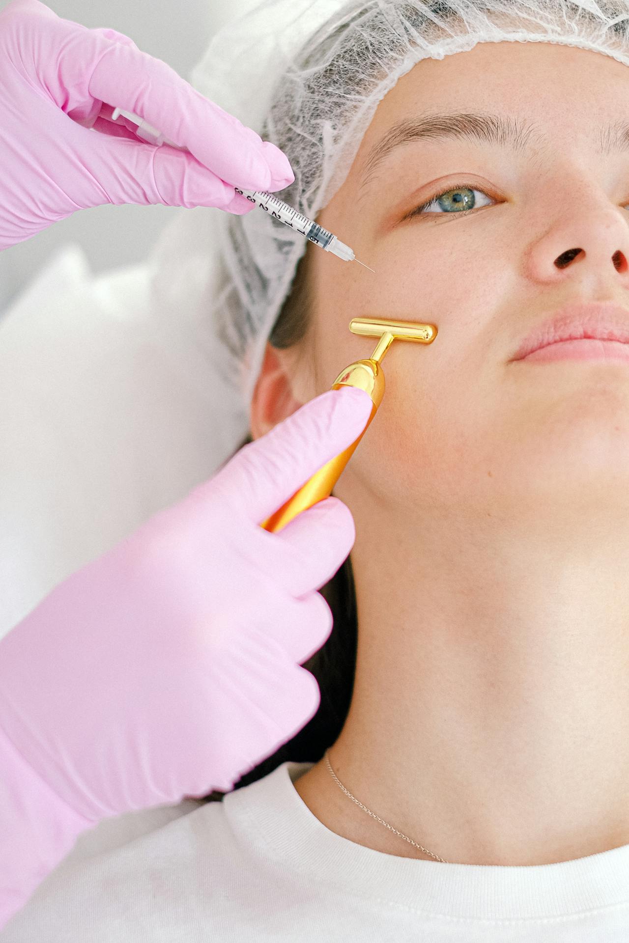 Why Professional Facials Beat Home Skincare Products